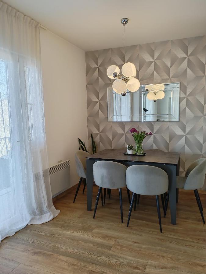 Apartmani Leo-Marin Makarska Dış mekan fotoğraf